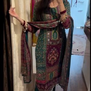 Pure Muslin Kurti Set with Original Mirror & Stone Work – Elegant Pant & Dupatta with Kodi Lace"